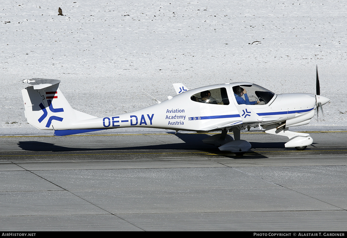 Aircraft Photo of OE-DAY | Diamond DA40 NG Diamond Star | Aviation Academy Austria | AirHistory.net #685332