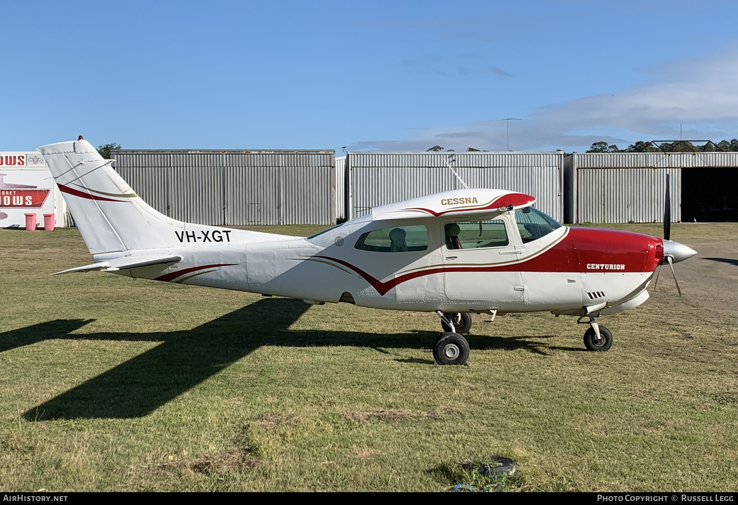 Aircraft Photo of VH-XGT | Cessna 210N Centurion II | AirHistory.net #685453