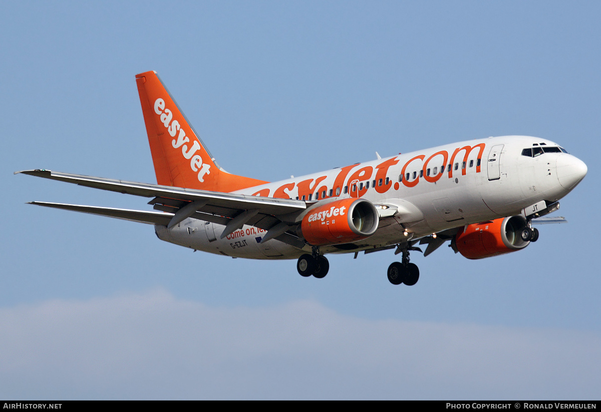 Aircraft Photo of G-EZJT | Boeing 737-73V | EasyJet | AirHistory.net #685592
