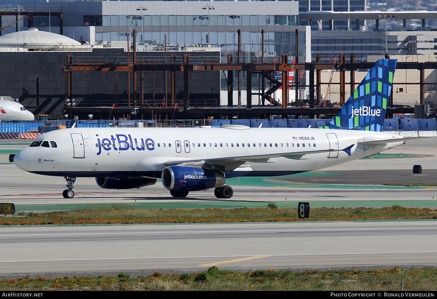 Aircraft Photo of N584JB | Airbus A320-232 | JetBlue Airways | AirHistory.net #685606