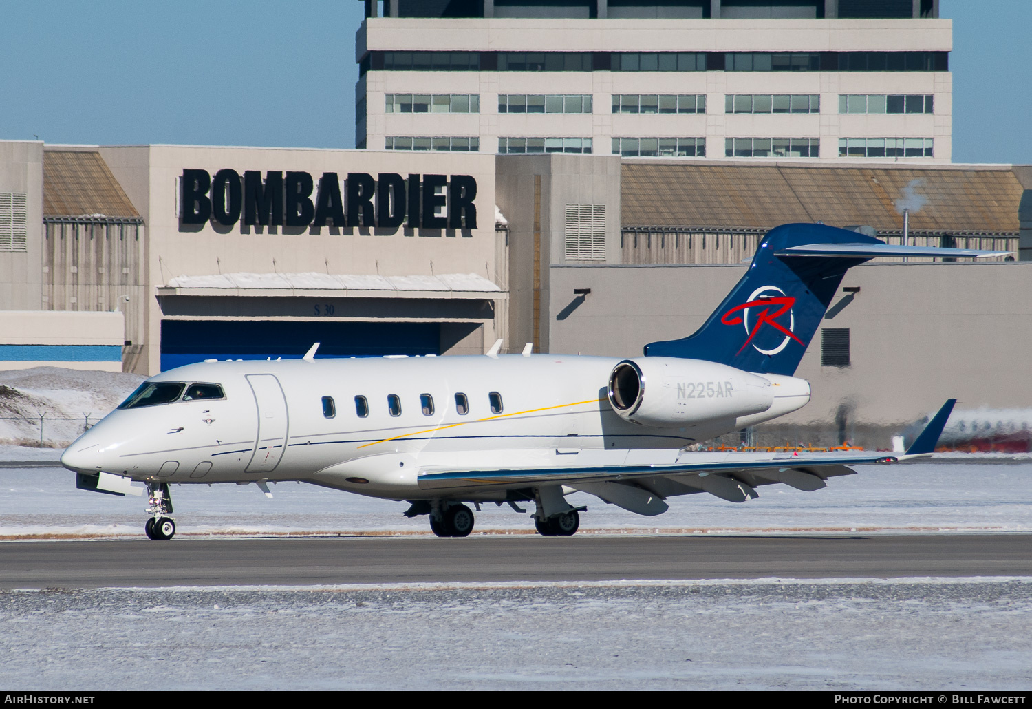 Aircraft Photo of N225AR | Bombardier Challenger 300 (BD-100-1A10) | Russell Aviation Leasing | AirHistory.net #685719