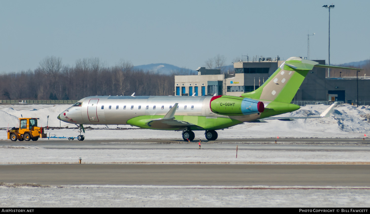 Aircraft Photo of C-GGHT | Bombardier Global Express XRS (BD-700-1A10) | AirHistory.net #685749