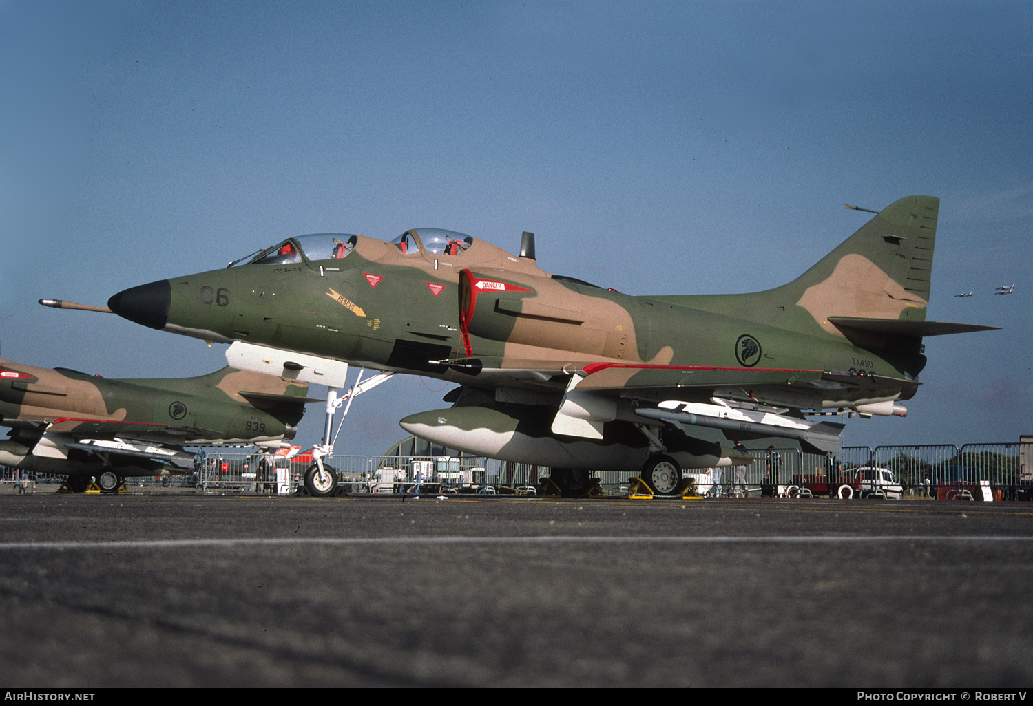Aircraft Photo of 906 | Douglas TA-4SU Skyhawk | Singapore - Air Force | AirHistory.net #685759