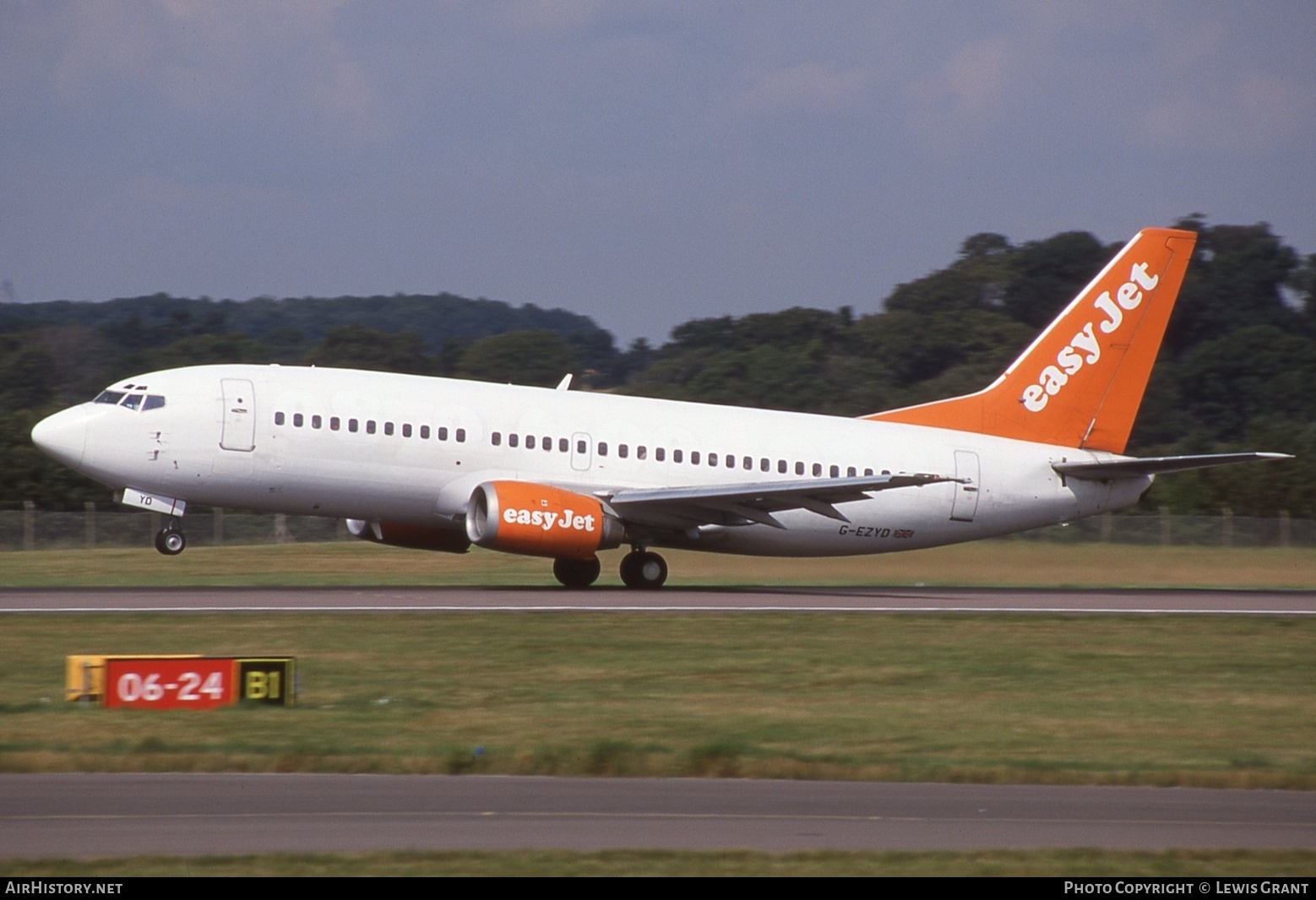Aircraft Photo of G-EZYD | Boeing 737-3M8 | EasyJet | AirHistory.net #685817