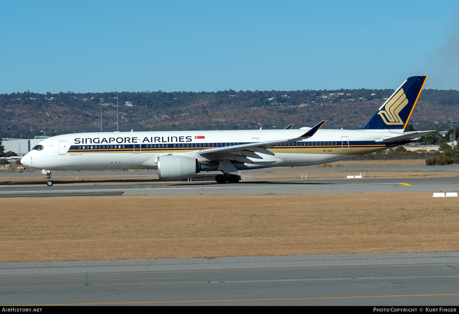 Aircraft Photo of 9V-SHG | Airbus A350-941 | Singapore Airlines | AirHistory.net #685837