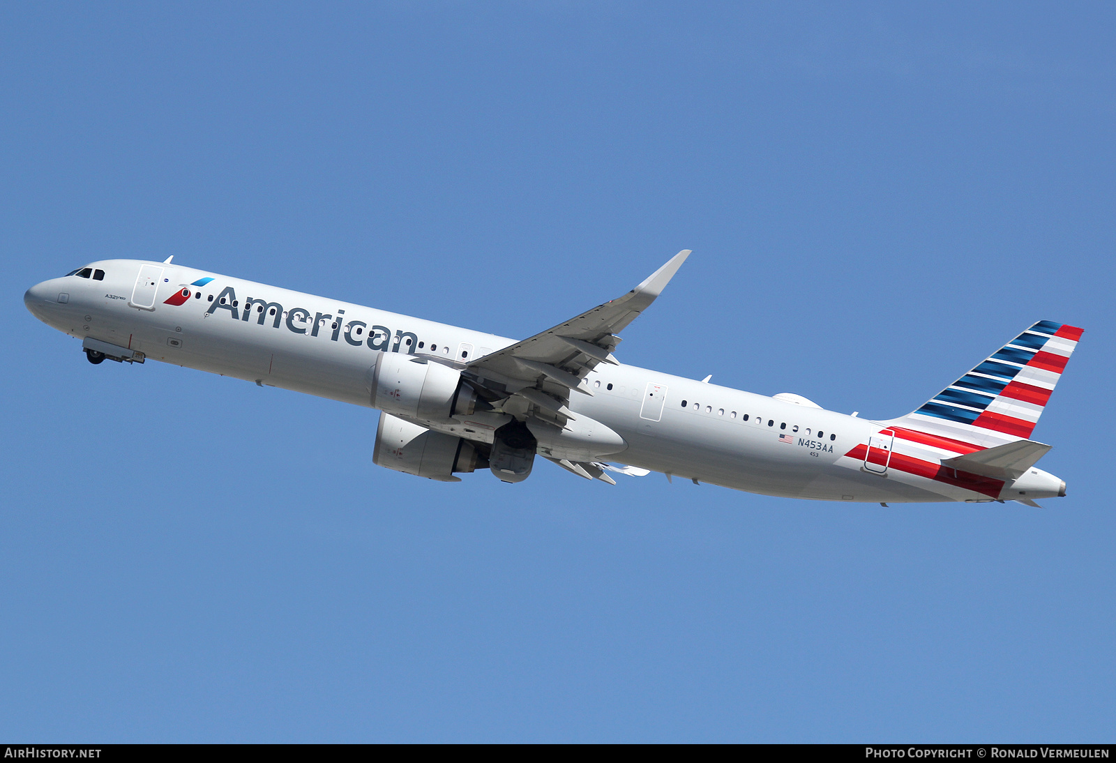 Aircraft Photo of N453AA | Airbus A321-253NX | American Airlines | AirHistory.net #685882