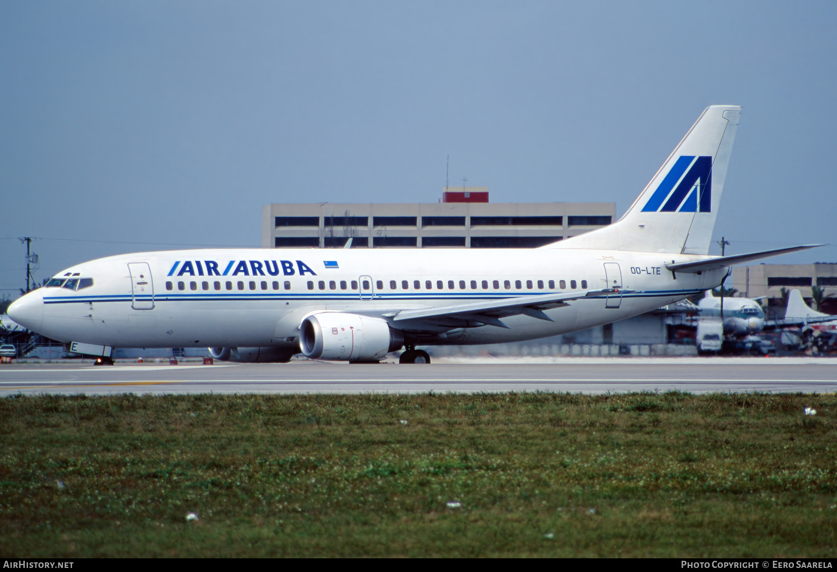 Aircraft Photo of OO-LTE | Boeing 737-3M8 | Air Aruba | AirHistory.net #686013