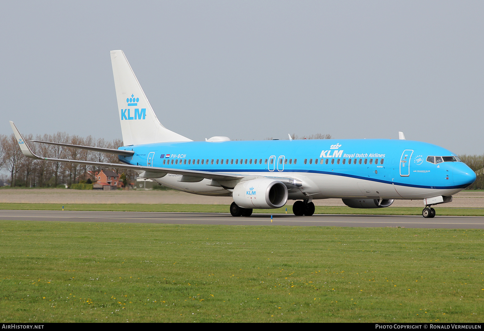 Aircraft Photo of PH-BCH | Boeing 737-8K2 | KLM - Royal Dutch Airlines | AirHistory.net #686031
