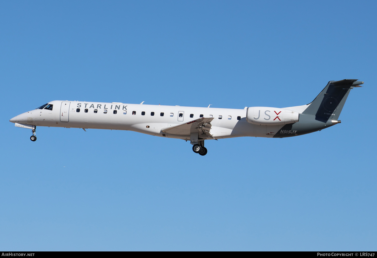 Aircraft Photo of N915JX | Embraer ERJ-145LR (EMB-145LR) | JetSuiteX - JSX | AirHistory.net #686084