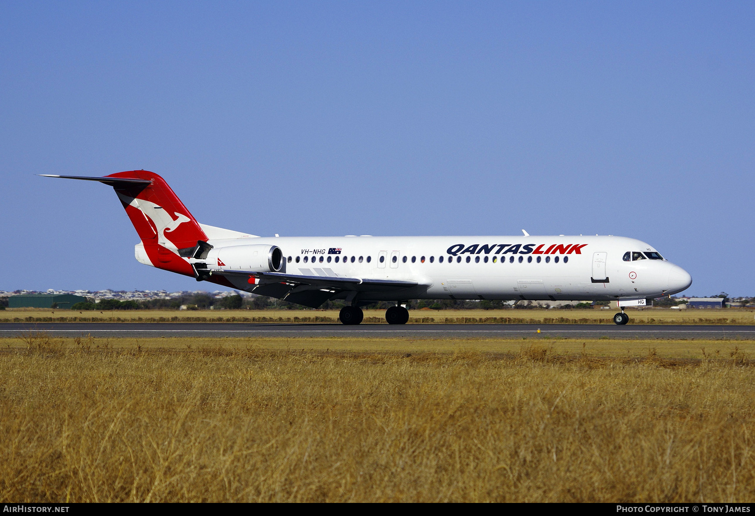 Aircraft Photo of VH-NHG | Fokker 100 (F28-0100) | QantasLink | AirHistory.net #686173