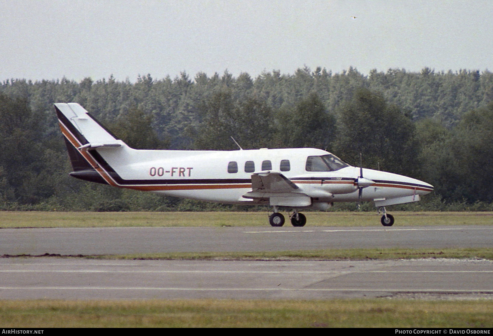 Aircraft Photo of OO-FRT | Rockwell Commander 700 | AirHistory.net #686185