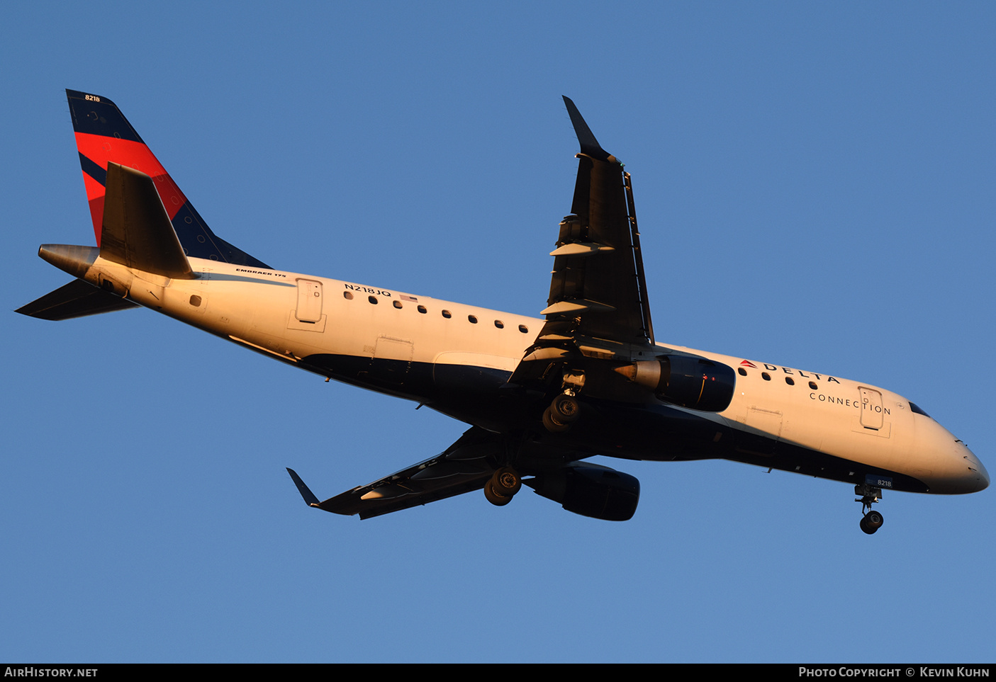 Aircraft Photo of N218JQ | Embraer 175LR (ERJ-170-200LR) | Delta Connection | AirHistory.net #686222