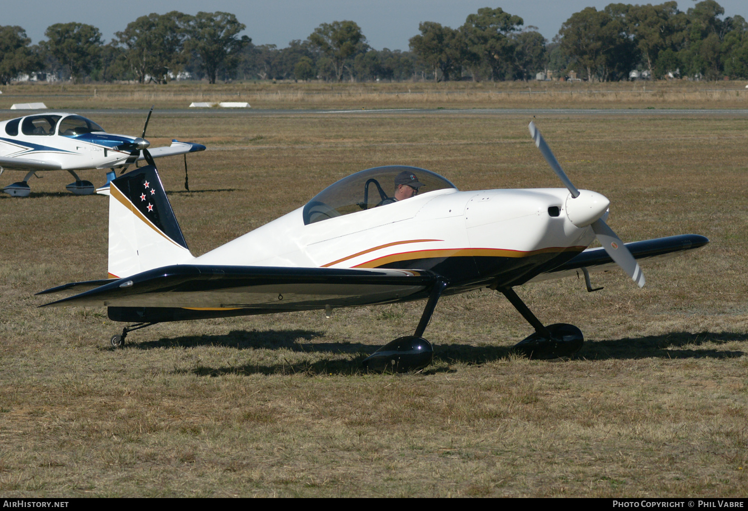 Aircraft Photo of VH-NZZ | Van's RV-8 | AirHistory.net #686238