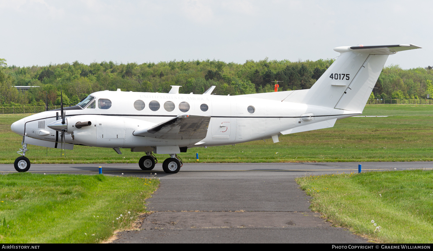 Aircraft Photo of 84-0175 / 40175 | Beech C-12T-3 Huron (B200C) | USA - Army | AirHistory.net #686294