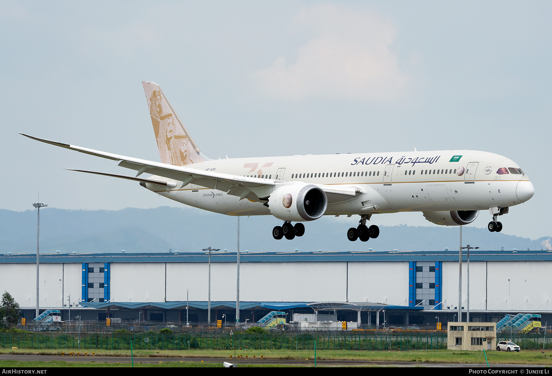 Aircraft Photo of HZ-ARE | Boeing 787-9 Dreamliner | Saudia