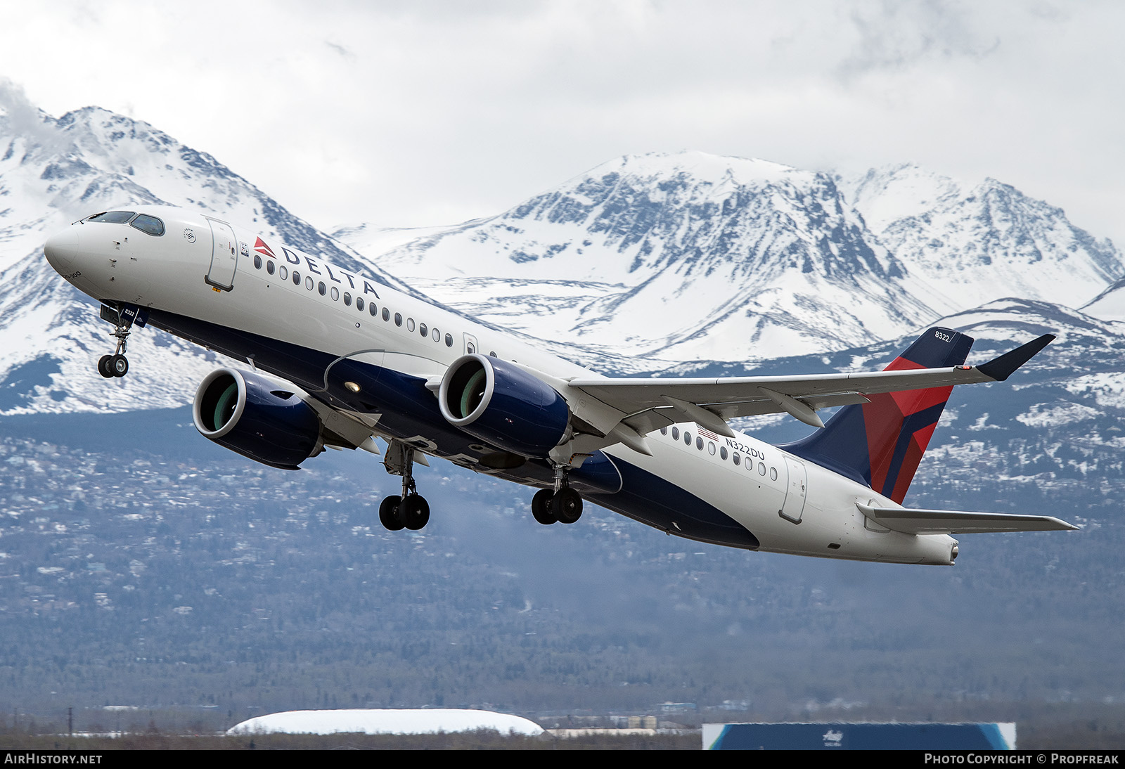 Aircraft Photo of N322DU | Airbus A220-300 (BD-500-1A11) | Delta Air Lines | AirHistory.net #686339