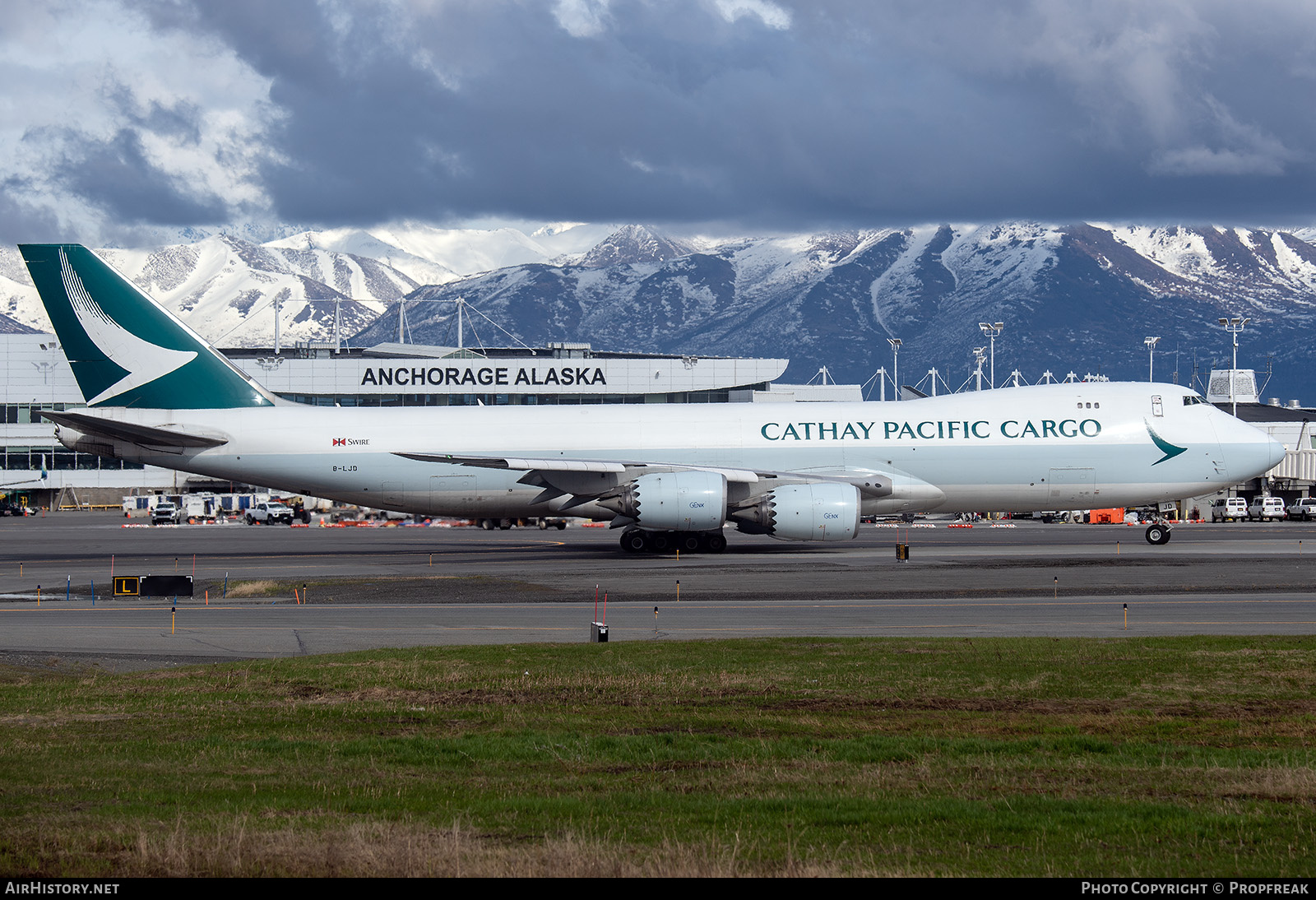 Aircraft Photo of B-LJD | Boeing 747-867F/SCD | Cathay Pacific Airways Cargo | AirHistory.net #686342