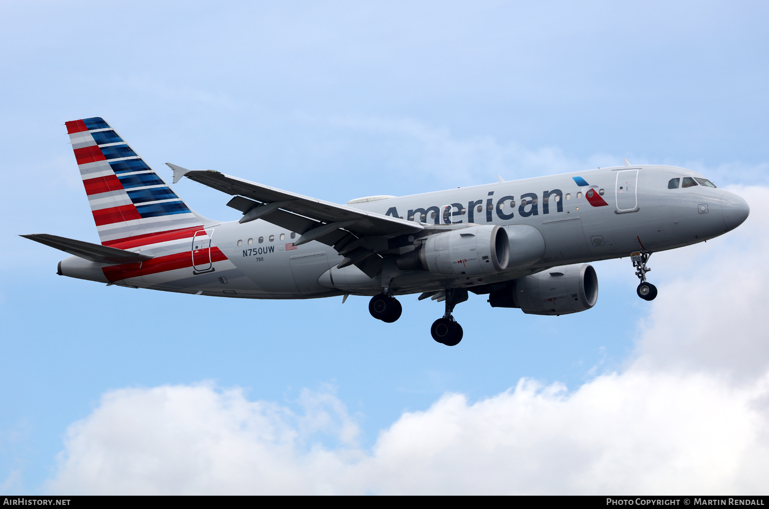 Aircraft Photo of N750UW | Airbus A319-112 | American Airlines | AirHistory.net #686392