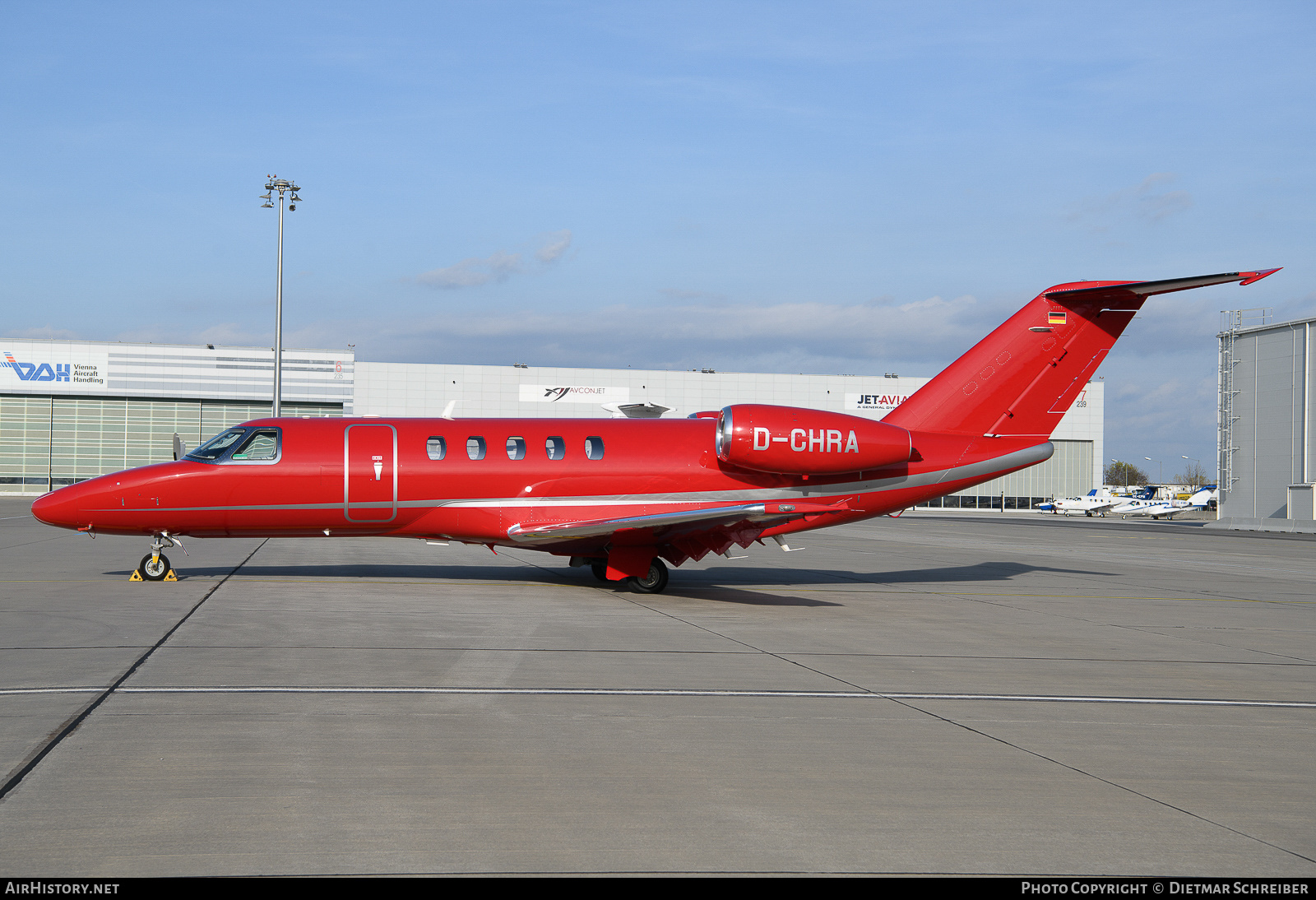 Aircraft Photo of D-CHRA | Cessna 525C CitationJet CJ4 | AirHistory.net #686409