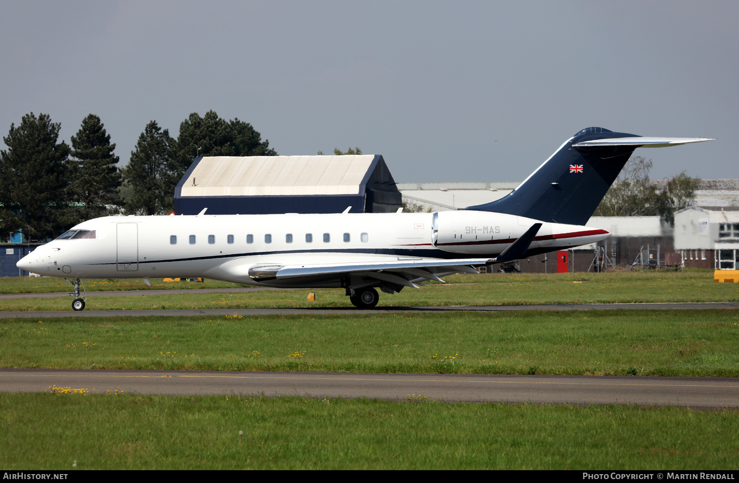 Aircraft Photo of 9H-MAS | Bombardier Global 5500 (BD-700-1A11) | AirHistory.net #686421