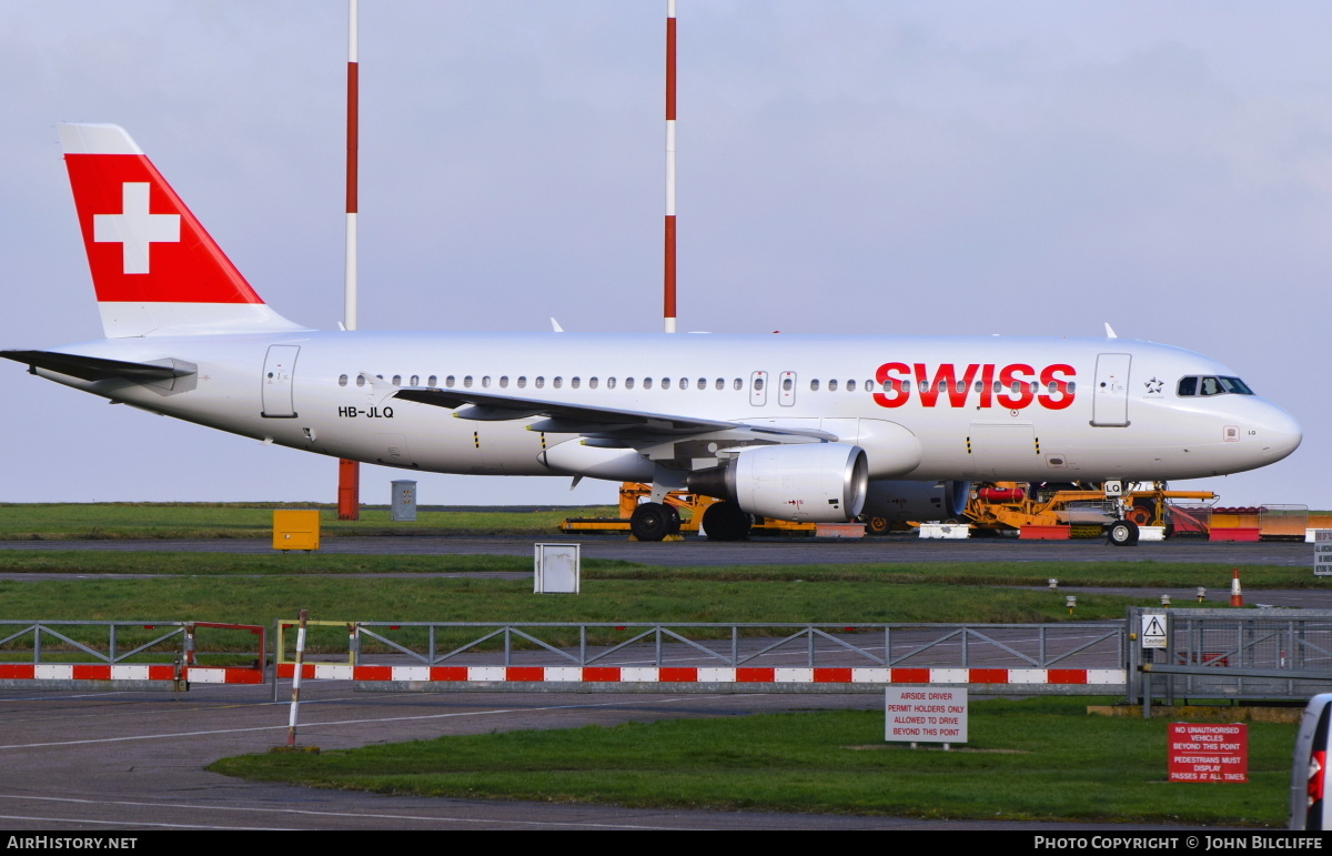 Aircraft Photo of HB-JLQ | Airbus A320-214 | Swiss International Air Lines | AirHistory.net #686452
