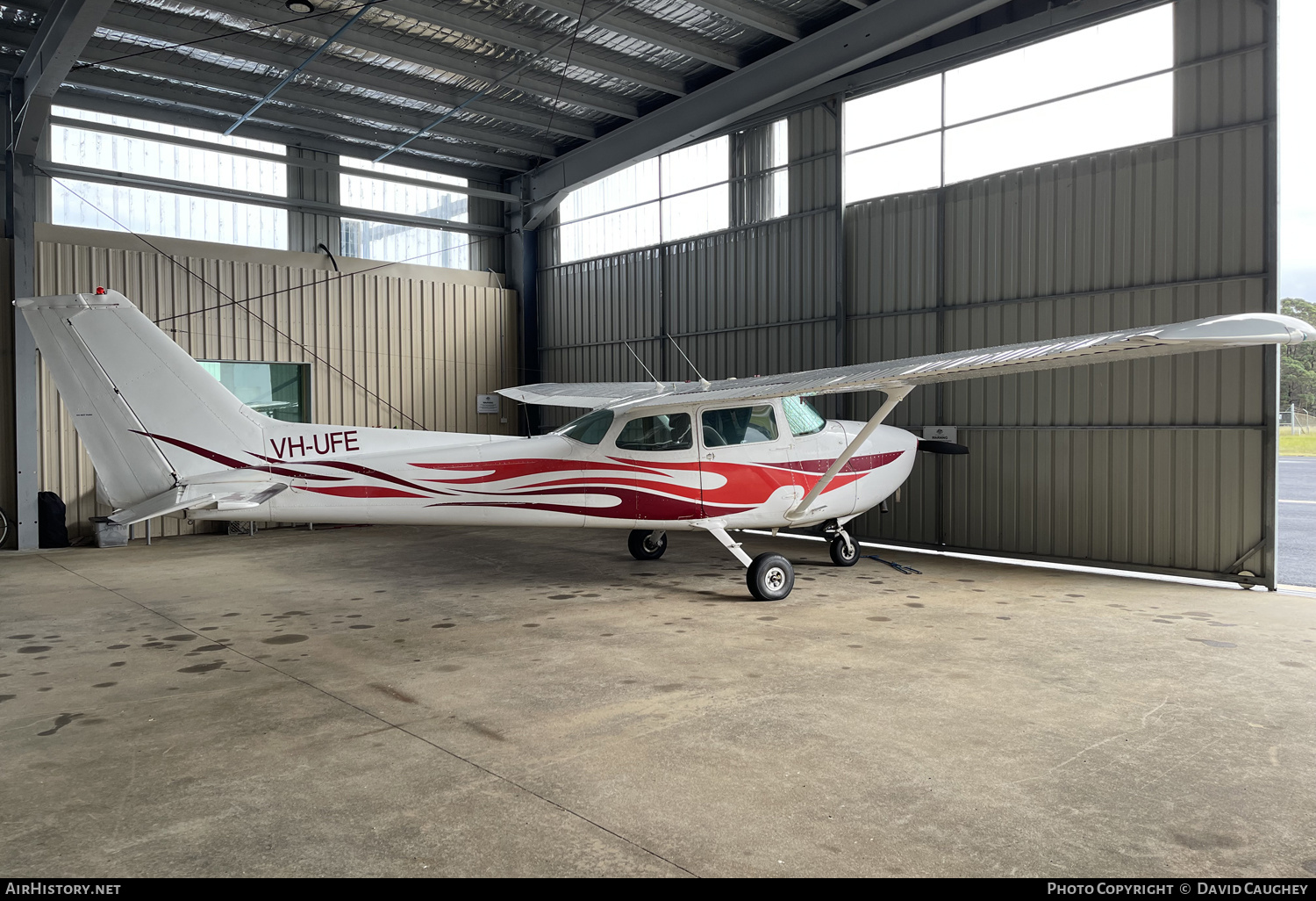 Aircraft Photo of VH-UFE | Cessna 172N | AirHistory.net #686515