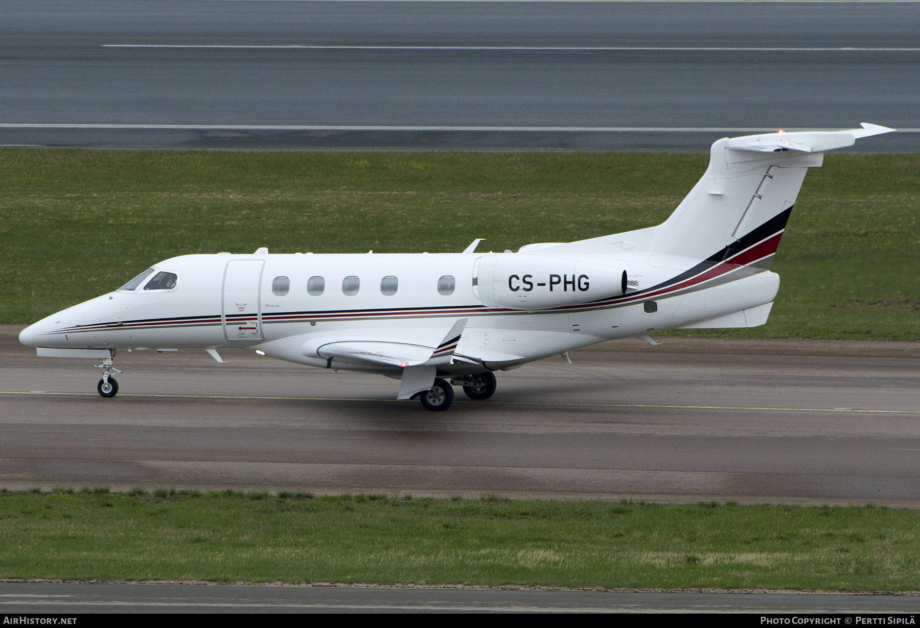 Aircraft Photo of CS-PHG | Embraer EMB-505 Phenom 300 | AirHistory.net #686573