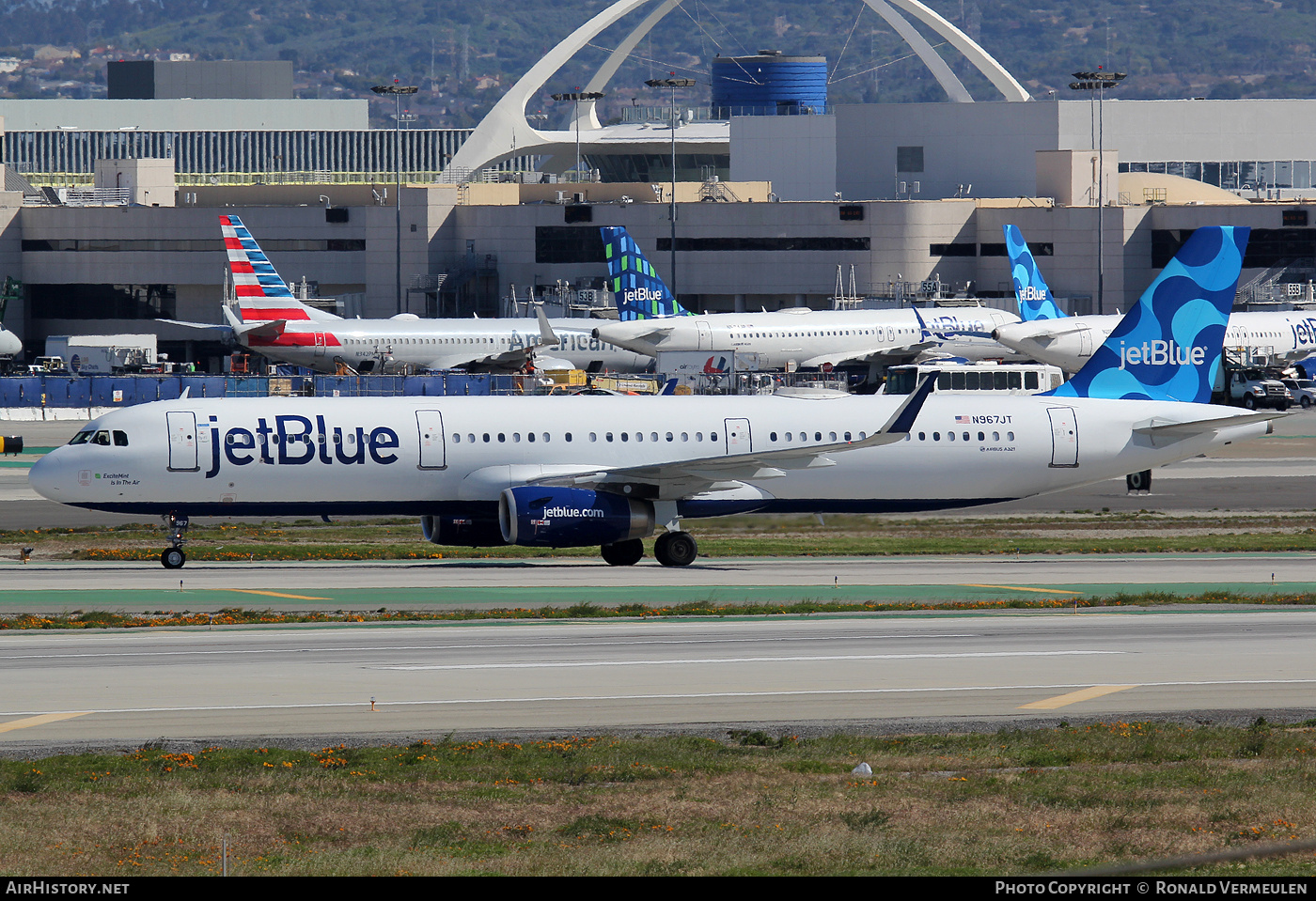 Aircraft Photo of N967JT | Airbus A321-231 | JetBlue Airways | AirHistory.net #686638