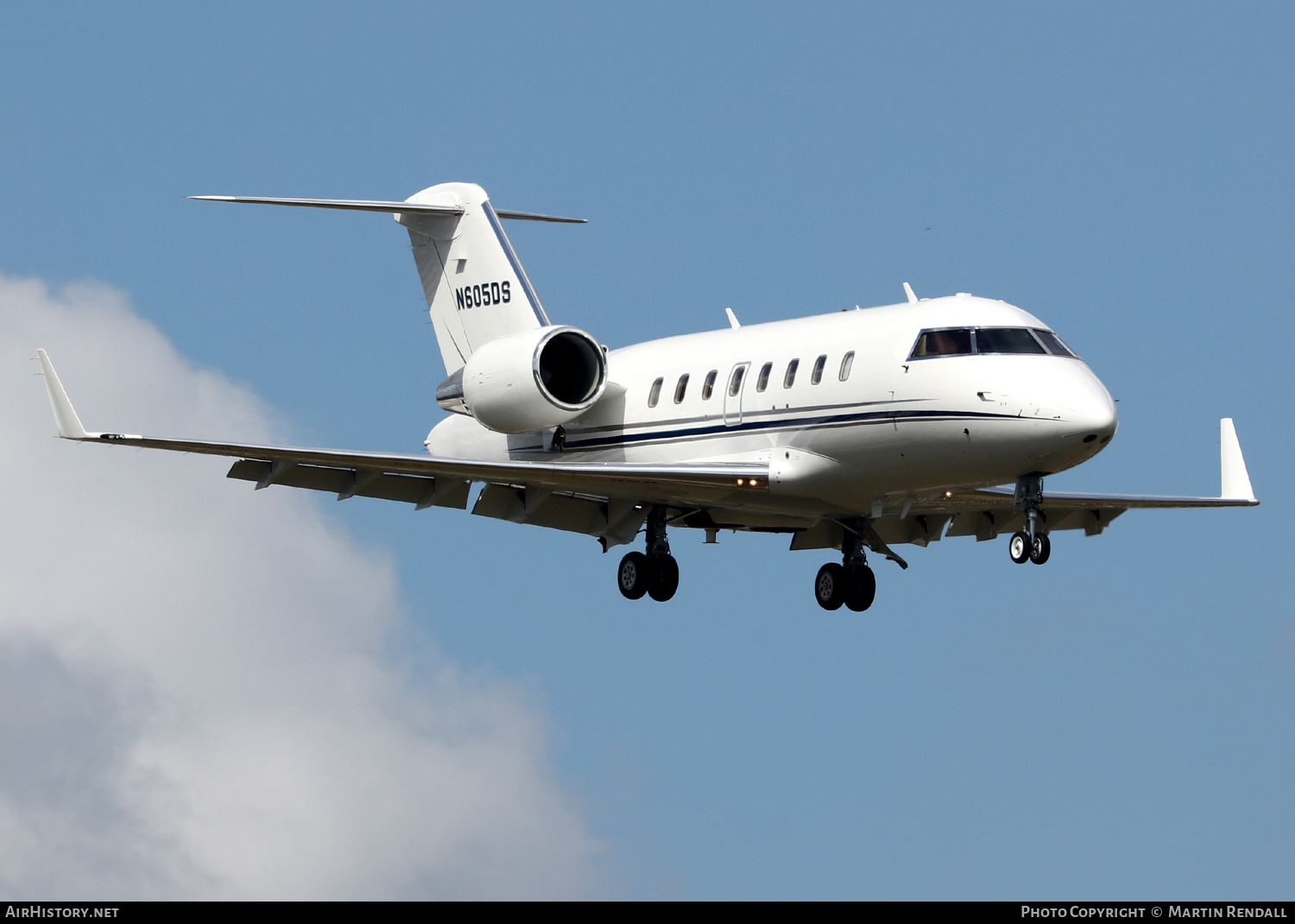 Aircraft Photo of N605DS | Bombardier Challenger 605 (CL-600-2B16) | AirHistory.net #686788