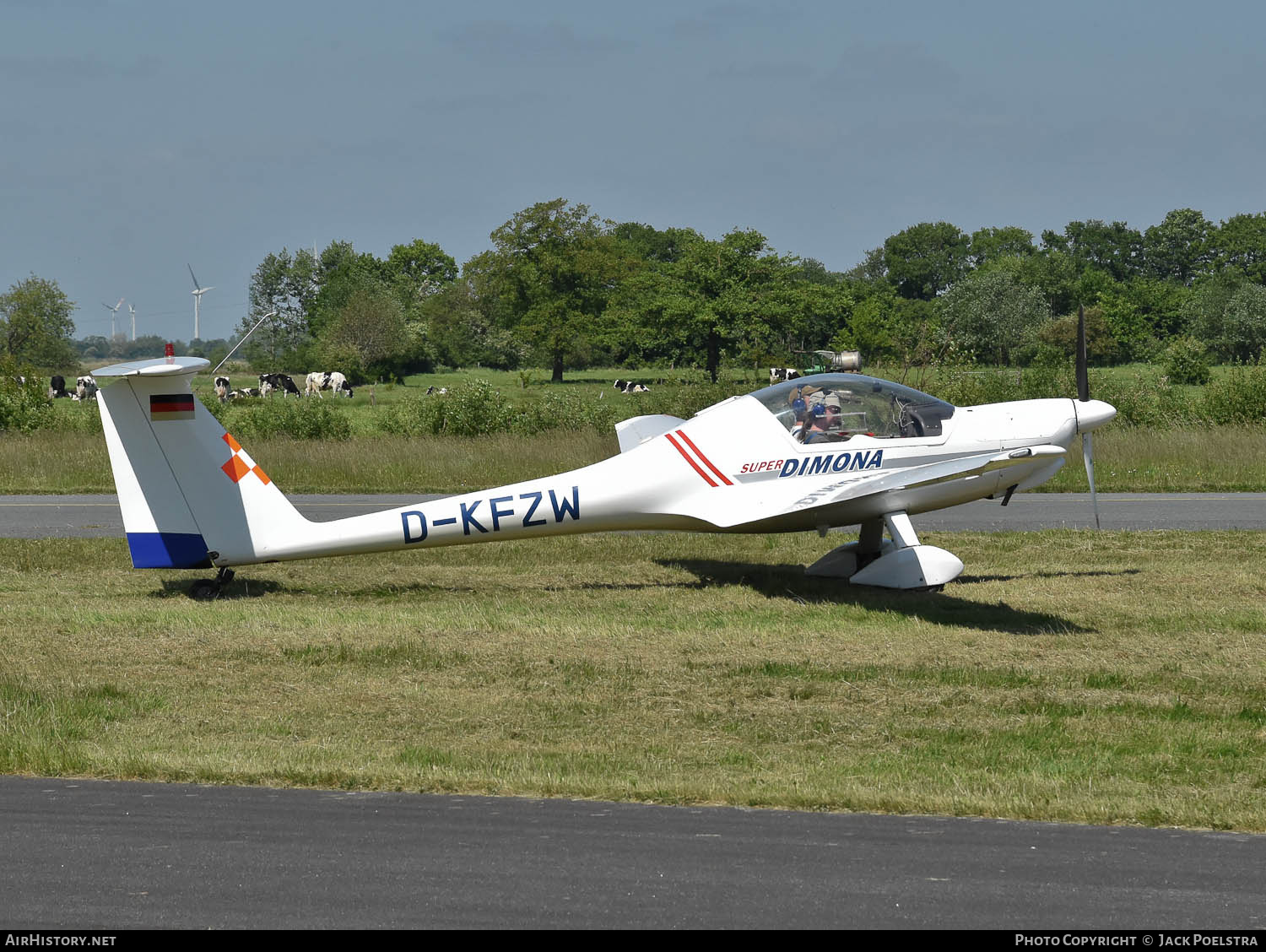 Aircraft Photo of D-KFZW | HOAC HK-36R Super Dimona | AirHistory.net #686807