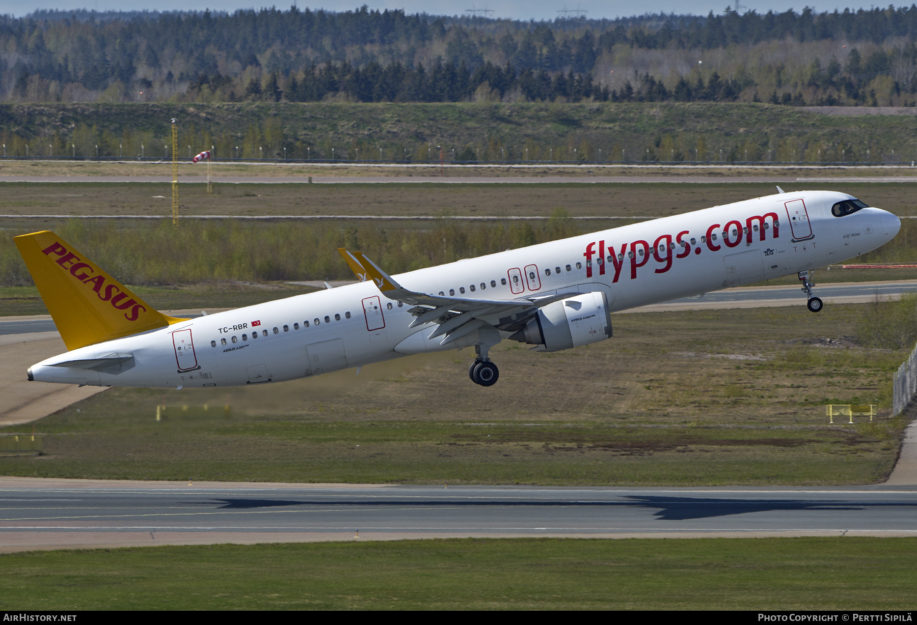 Aircraft Photo of TC-RBR | Airbus A321-251NX | Pegasus Airlines | AirHistory.net #686841