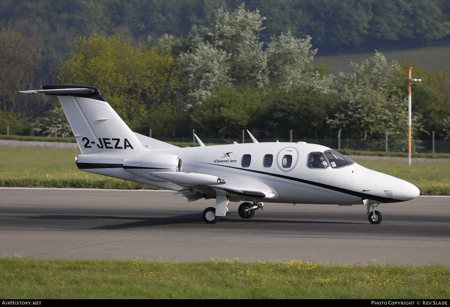 Aircraft Photo of 2-JEZA | Eclipse 500 (EA500) | Channel Jets | AirHistory.net #686953