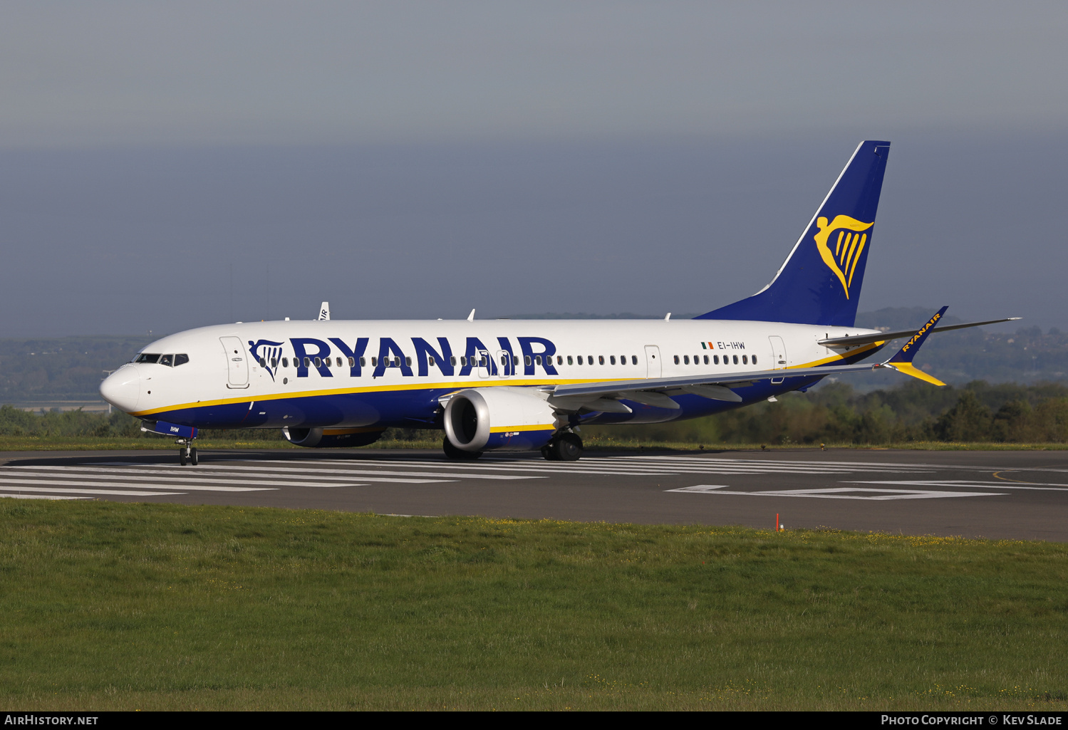 Aircraft Photo of EI-IHW | Boeing 737-8200 Max 200 | Ryanair | AirHistory.net #686972