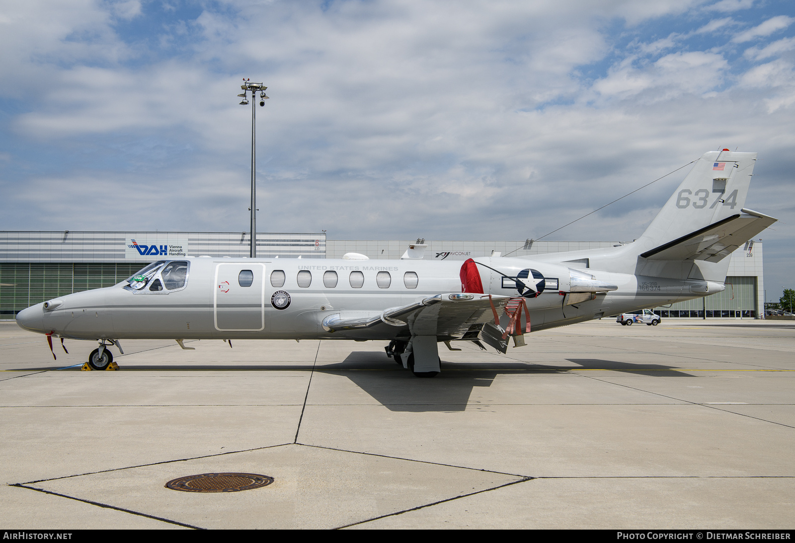 Aircraft Photo of 166374 | Cessna UC-35D Citation Encore (560) | USA - Marines | AirHistory.net #687074