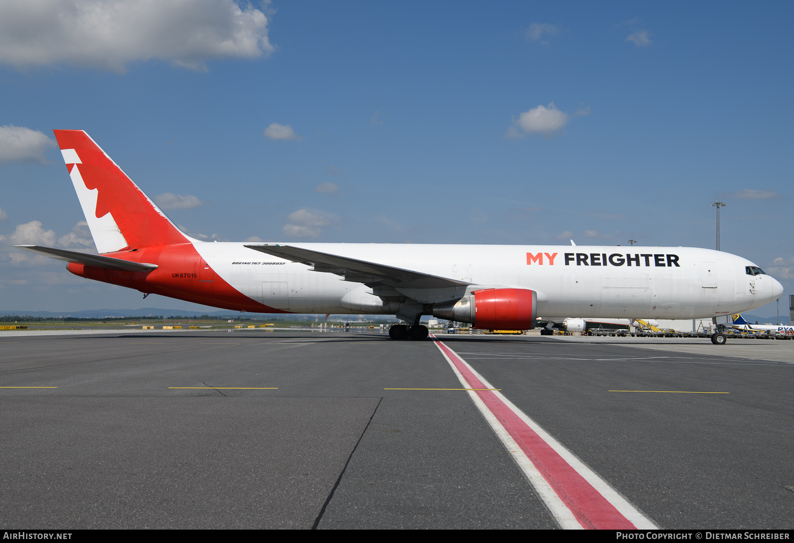 Aircraft Photo of UK67015 | Boeing 767-38E/ER(BDSF) | My Freighter | AirHistory.net #687077