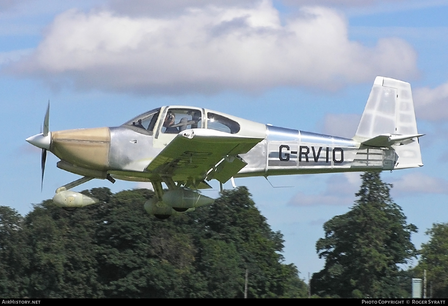 Aircraft Photo of G-RVIO | Van's RV-10 | AirHistory.net #687088