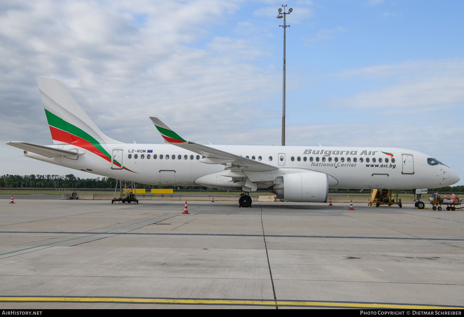 Aircraft Photo of LZ-ROM | Airbus A220-371 (BD-500-1A11) | Bulgaria Air | AirHistory.net #687115