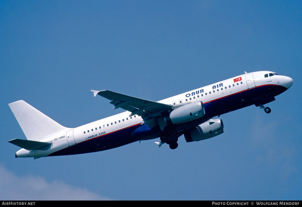 Aircraft Photo of TC-ONG | Airbus A320-231 | Onur Air | AirHistory.net #687119