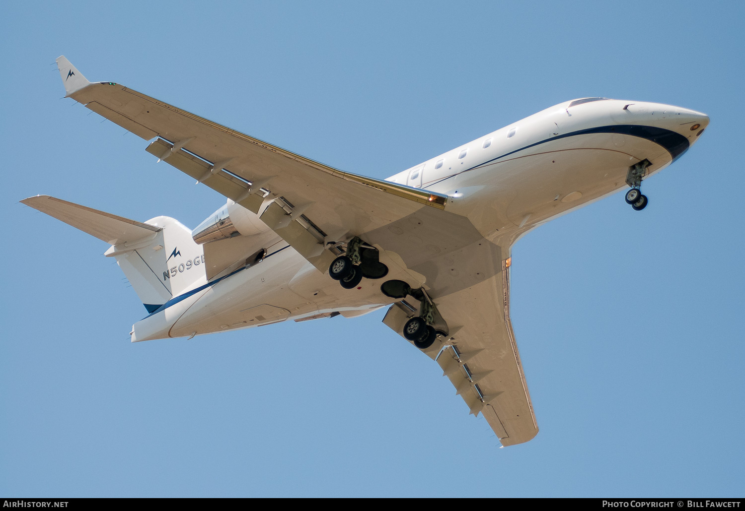 Aircraft Photo of N509GE | Bombardier Challenger 604 (CL-600-2B16) | AirHistory.net #687147