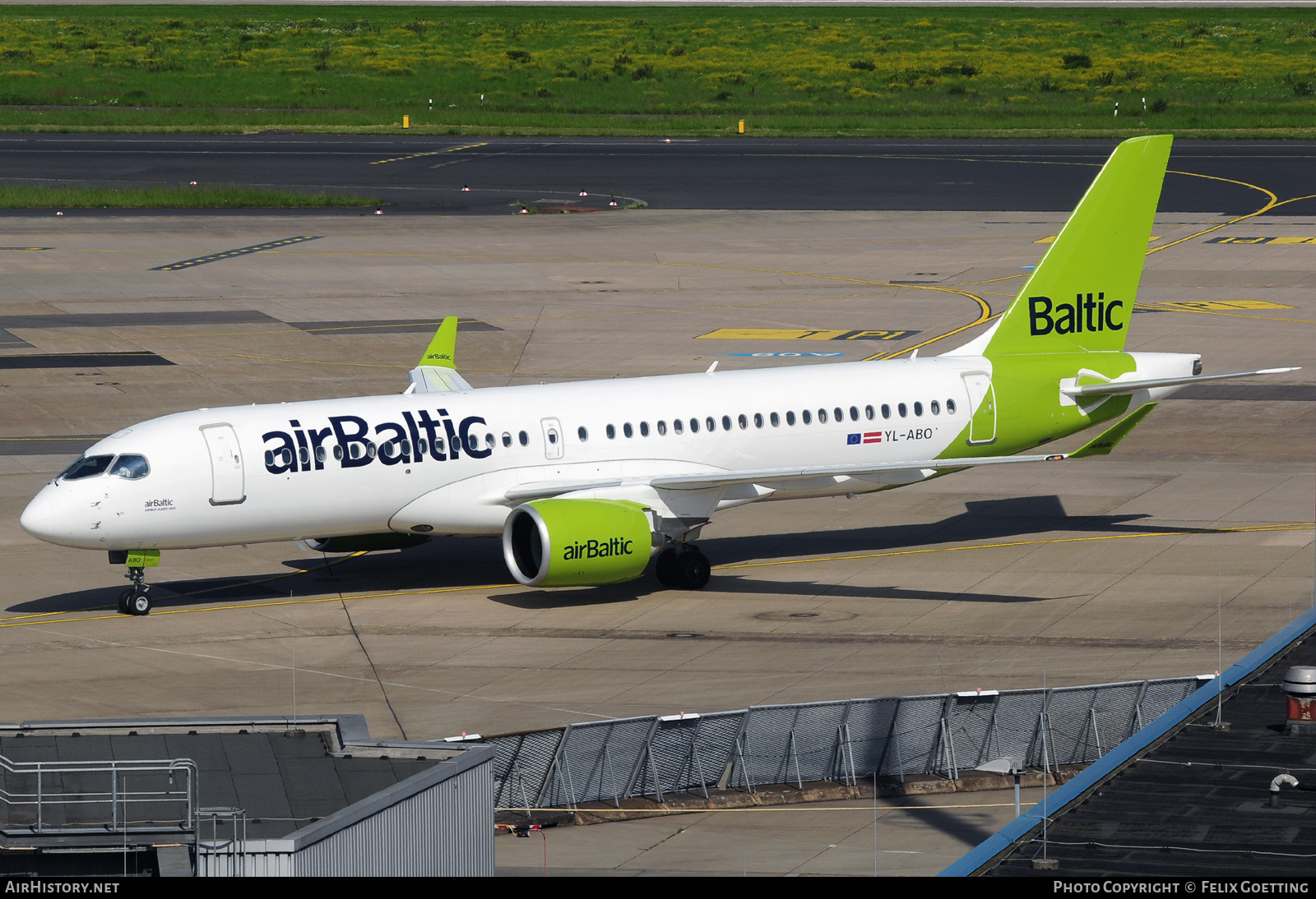 Aircraft Photo of YL-ABO | Airbus A220-371 (BD-500-1A11) | AirBaltic | AirHistory.net #687221