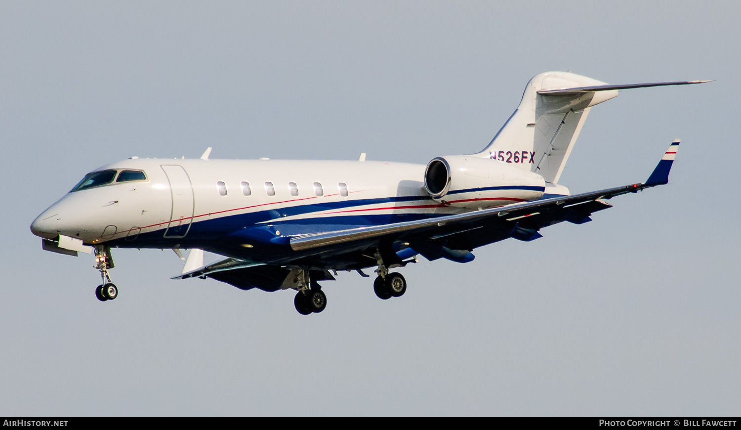 Aircraft Photo of N526FX | Bombardier Challenger 300 (BD-100-1A10) | AirHistory.net #687324