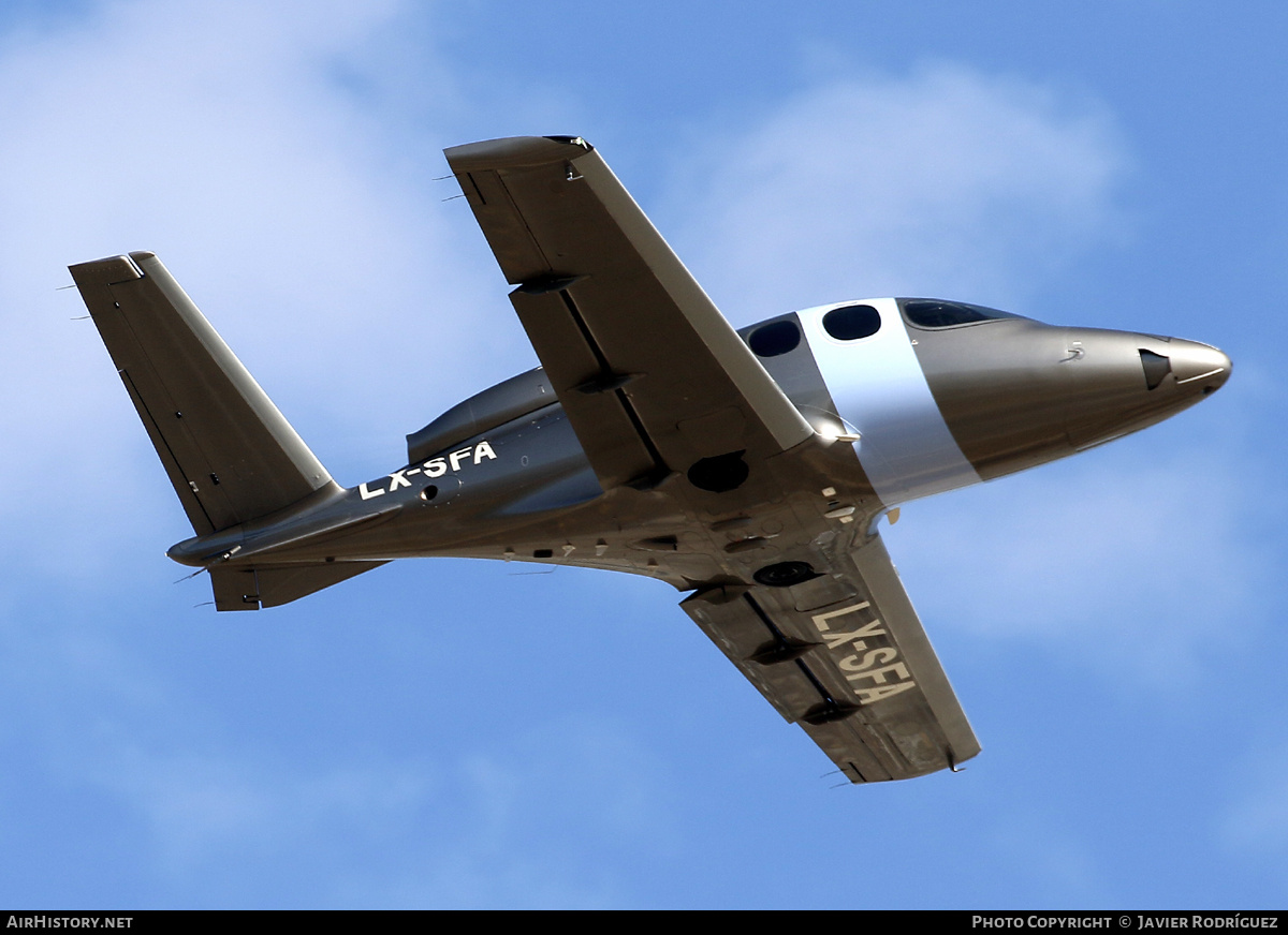 Aircraft Photo of LX-SFA | Cirrus SF-50 Vision G2+ | AirHistory.net #687413