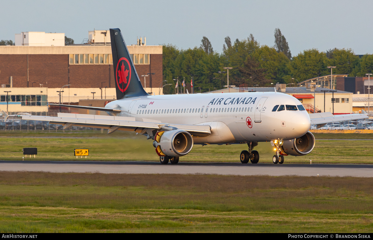 Aircraft Photo of C-FCUG | Airbus A320-214 | Air Canada | AirHistory.net #687472