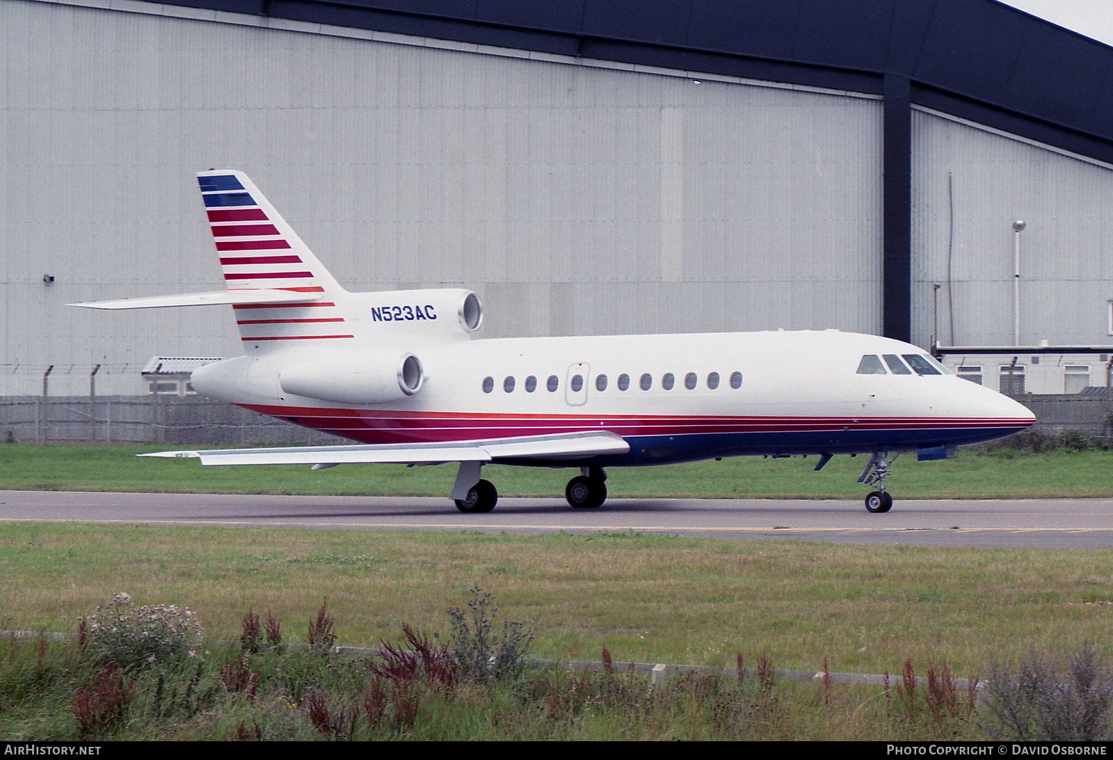 Aircraft Photo of N523AC | Dassault Falcon 900B | AirHistory.net #687512