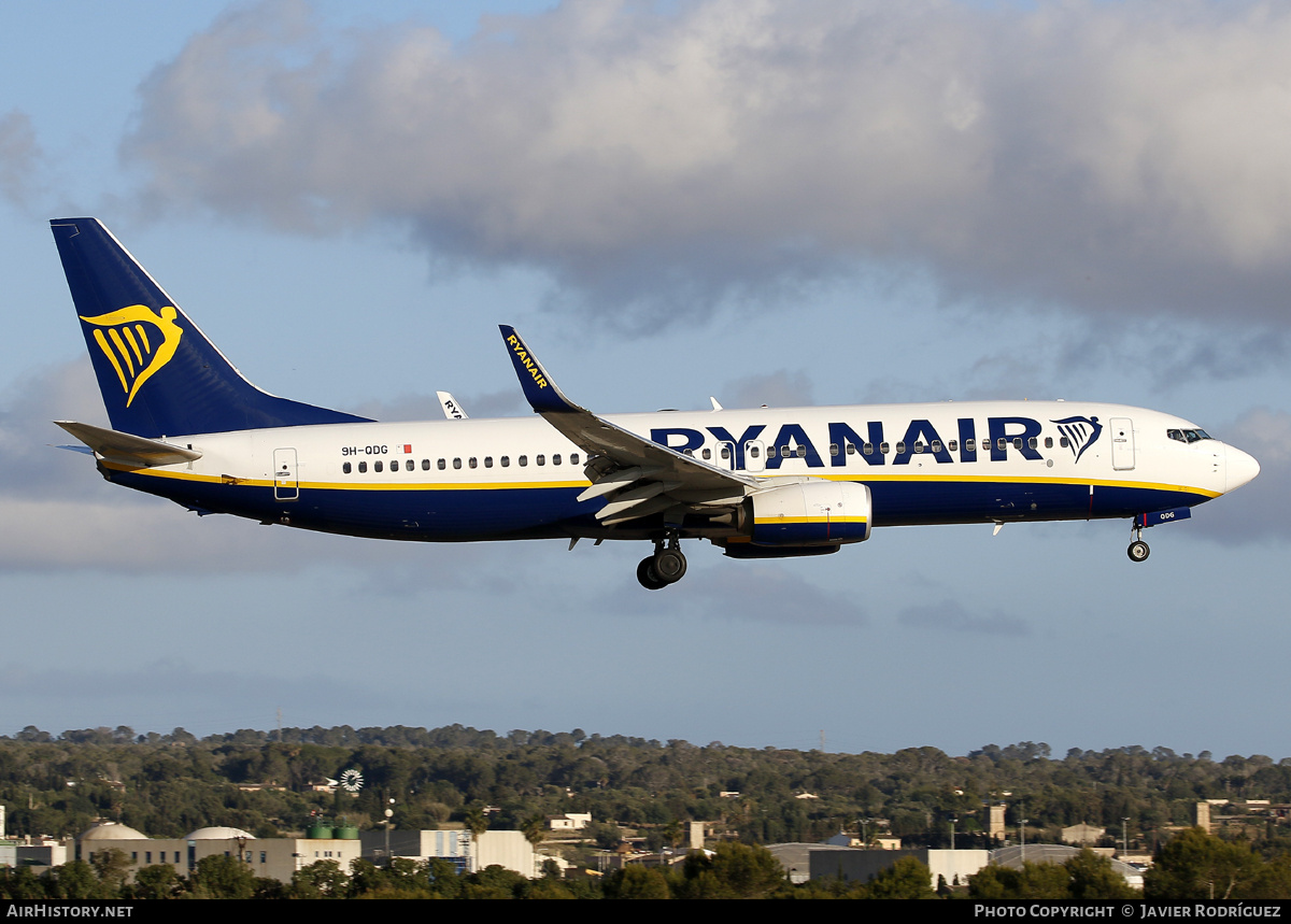 Aircraft Photo of 9H-QDG | Boeing 737-800 | Ryanair | AirHistory.net #687577