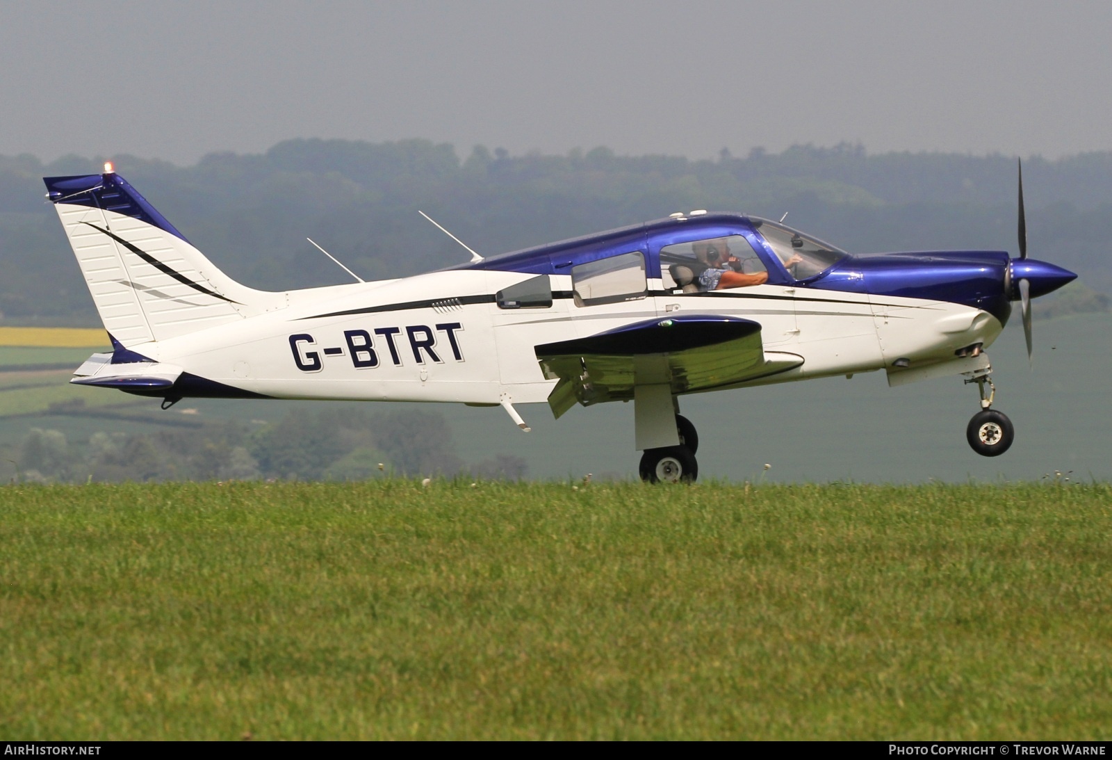 Aircraft Photo of G-BTRT | Piper PA-28R-200 Cherokee Arrow II | AirHistory.net #687604