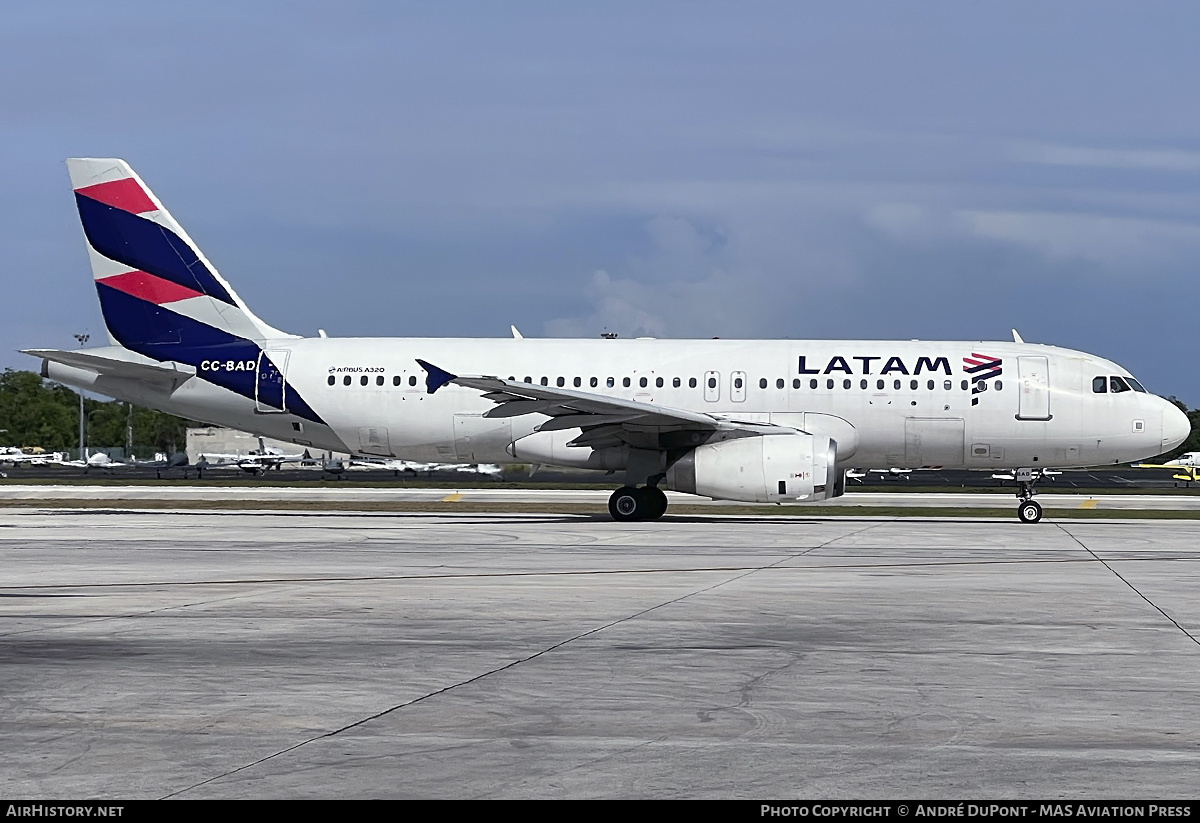Aircraft Photo of CC-BAD | Airbus A320-233 | LATAM Airlines | AirHistory.net #687691