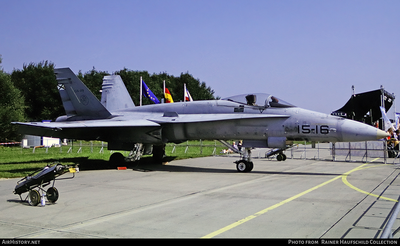 Aircraft Photo of C.15-28 | McDonnell Douglas F/A-18A Hornet | Spain - Air Force | AirHistory.net #687693