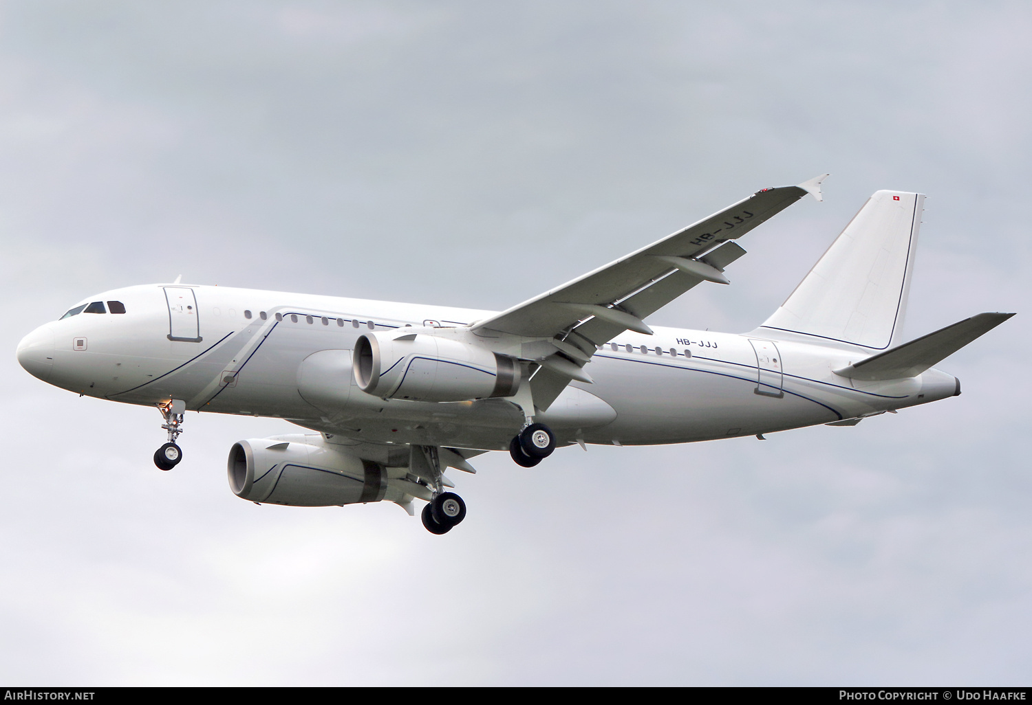 Aircraft Photo of HB-JJJ | Airbus A319-133X | AirHistory.net #687722