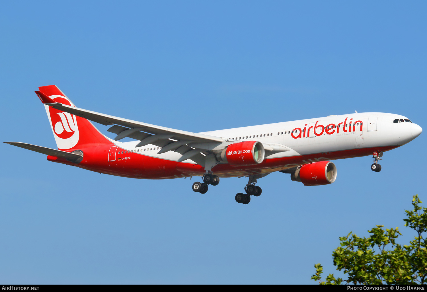 Aircraft Photo of D-ALPC | Airbus A330-223 | Air Berlin | AirHistory.net #687776